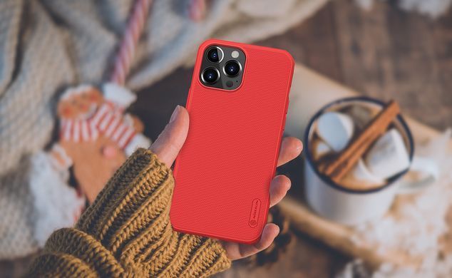 Защитный чехол Nillkin Frosted Shield для iPhone 13 Pro (6.1") Красный