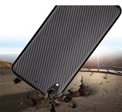 Защитный чехол Carbon TPU для HTC Desire 626 Черный