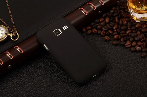 Защитный чехол Umatt Soft для Samsung J105H Galaxy J1 Mini Черный