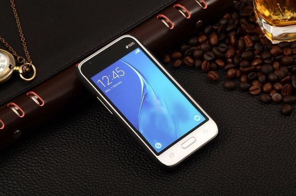 Защитный чехол Umatt Soft для Samsung J105H Galaxy J1 Mini Черный