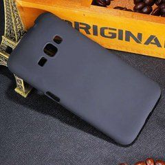 Защитный чехол Umatt Soft для Samsung J100H Galaxy J1 Черный