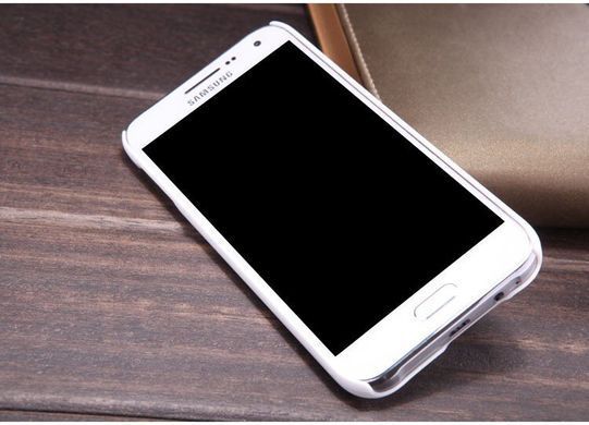 Защитный чехол Nillkin Frosted Shield для Samsung E500H Galaxy E5 Белый