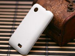 Защитный чехол Nillkin Frosted Shield для Lenovo A369i Белый