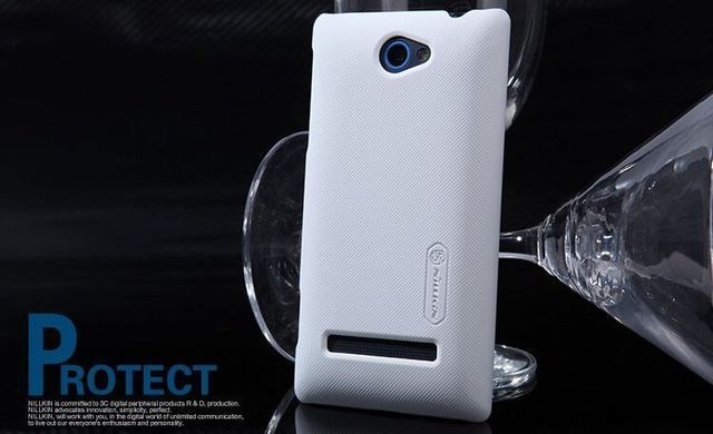 Защитный чехол Nillkin Frosted Shield для HTC 8S Белый